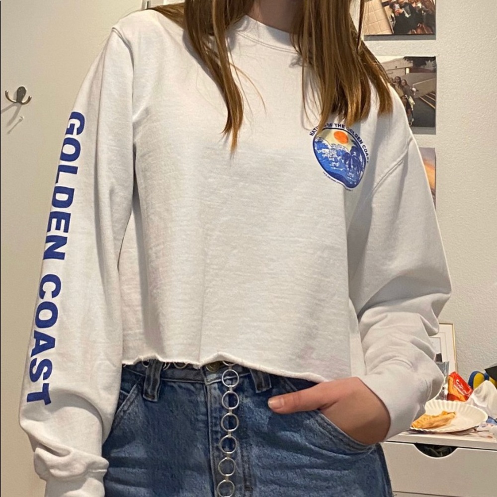 cropped golden cost sweatshirt ✨✨